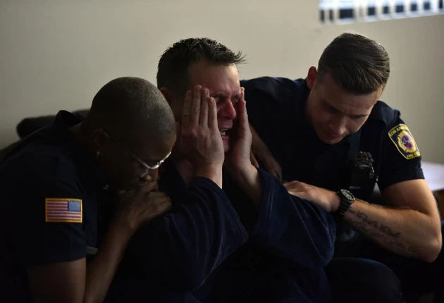 Кадр из «911 служба спасения» 1 сезон 4 серия