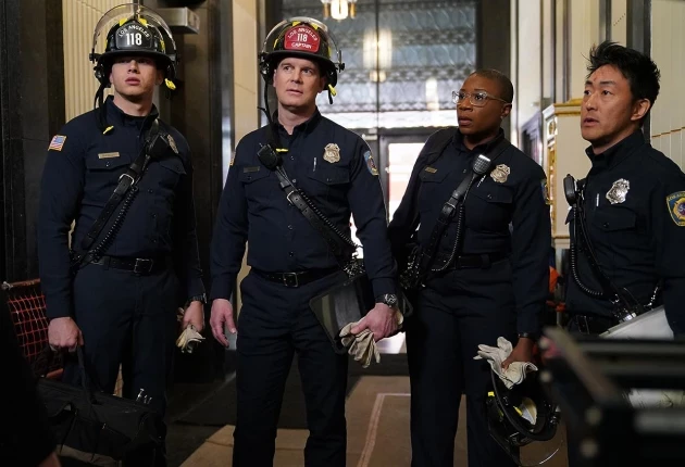 Кадр из «911 служба спасения» 1 сезон 9 серия