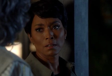 Кадр из сериала 911 служба спасения