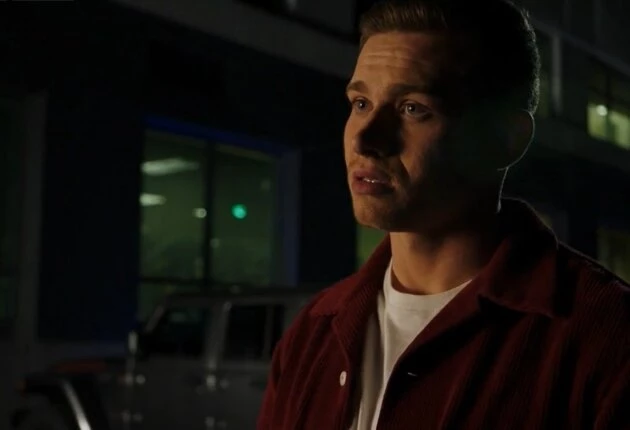 Кадр из сериала 911 служба спасения 2 сезон