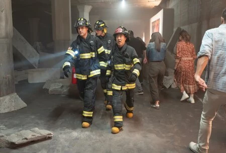 Кадр из сериала 911 служба спасения