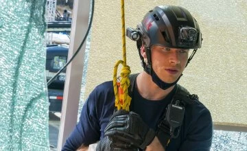 911 служба спасения 4 сезон 1 серия смотреть онлайн