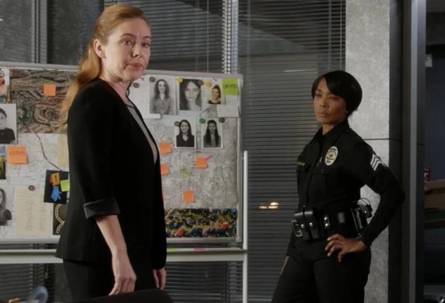 Кадр из «911 служба спасения» 5 сезон 1 серия