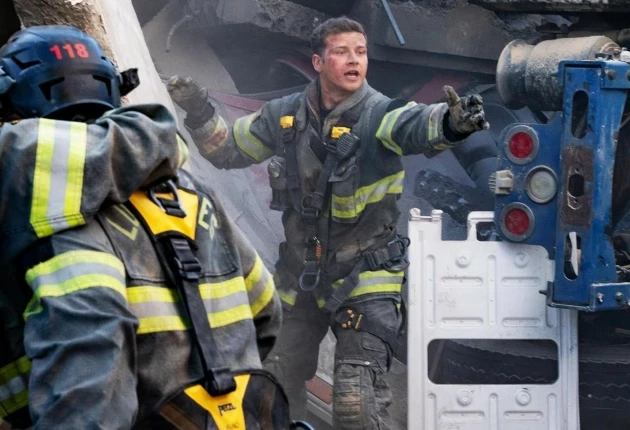 Кадр из «911 служба спасения» 6 сезон 18 серия