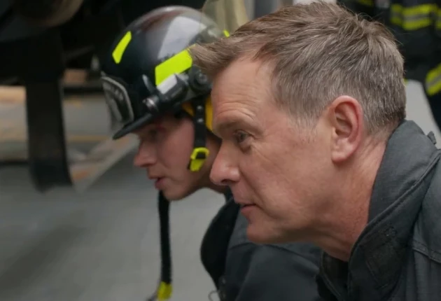 Кадр из «911 служба спасения» 8 сезон 13 серия