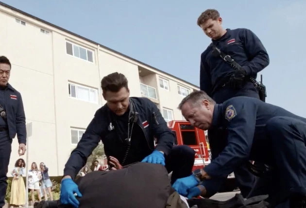 Кадр из «911 служба спасения» 9 сезон 9 серия